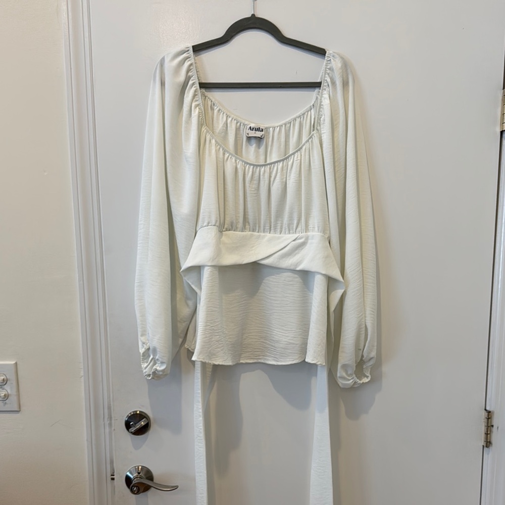ARULA White Blouse